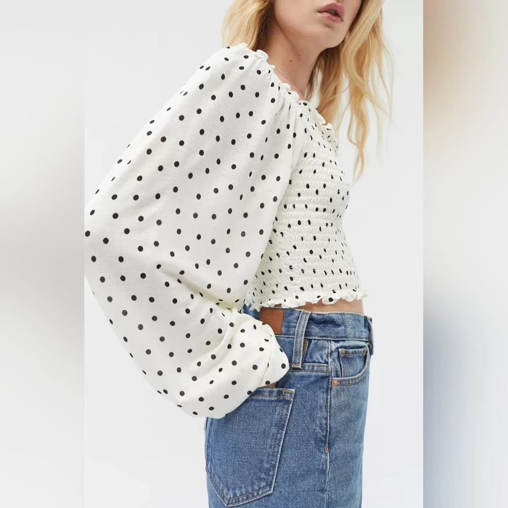 Urban Outfitters Super Soft Polka Dot Smoked Cropped Long Sleeve Top Small S - Picture 3 of 11